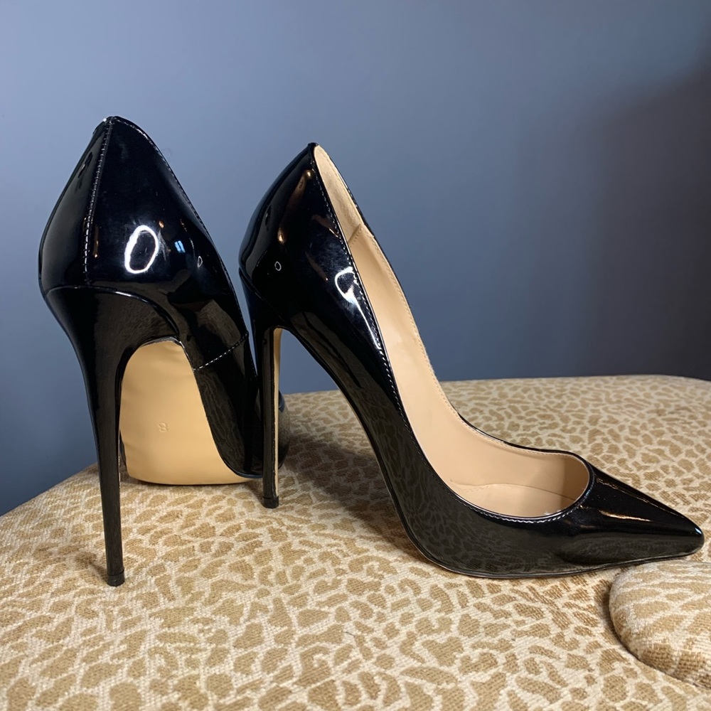 Gorgeous brand new! Black patent stiletto high heels.
